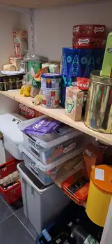 Voor en Na: Voorraadkast op de boerderij georganiseerd Kom op Orde - Professional organizing