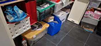 Voor en Na: Voorraadkast op de boerderij georganiseerd Kom op Orde - Professional organizing